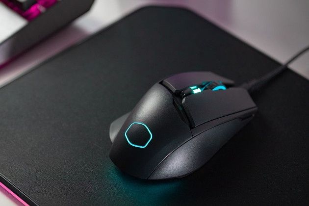 Cooler Master MM830 wygląd
