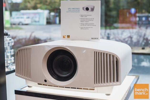 Sony VPL-VW270ES