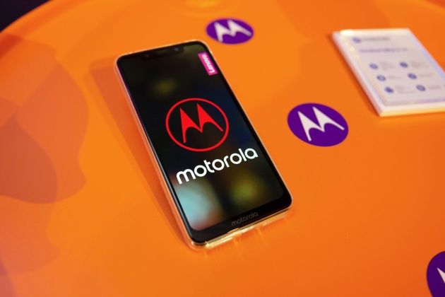 Moto One