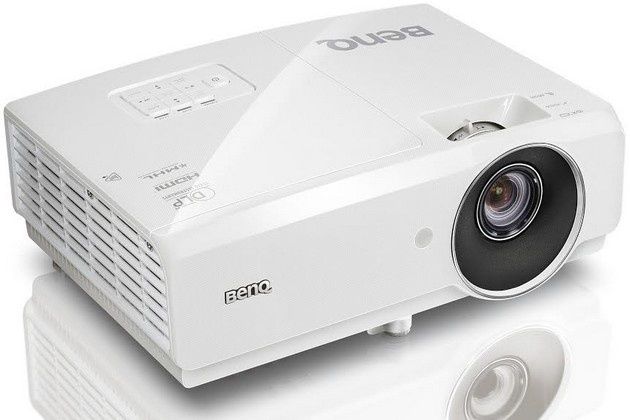 BenQ MH741 wygląd