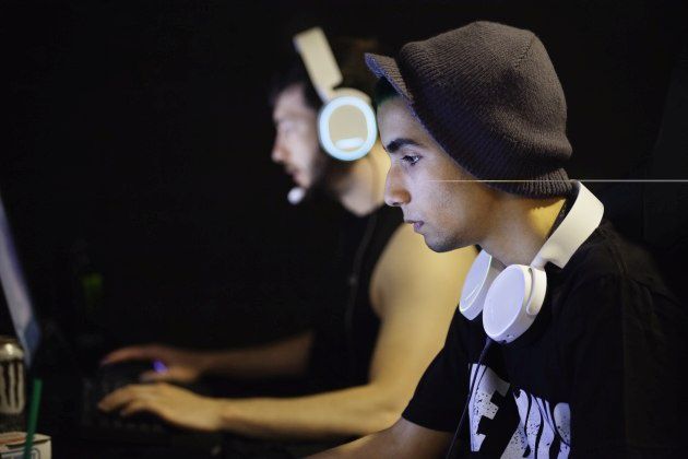 steelseries arctis lifestyle 1
