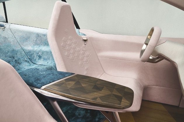 BMW Vision iNEXT środek