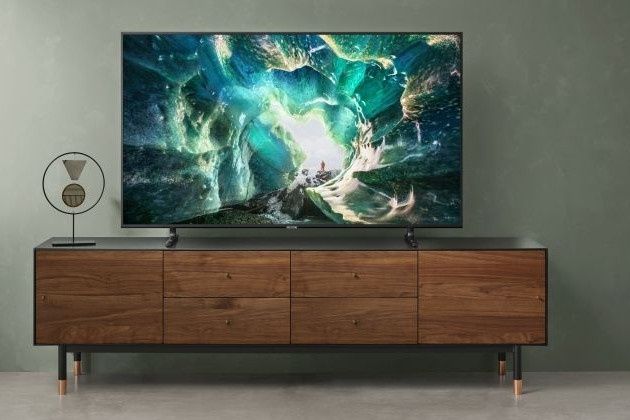 Samsung RU8000
