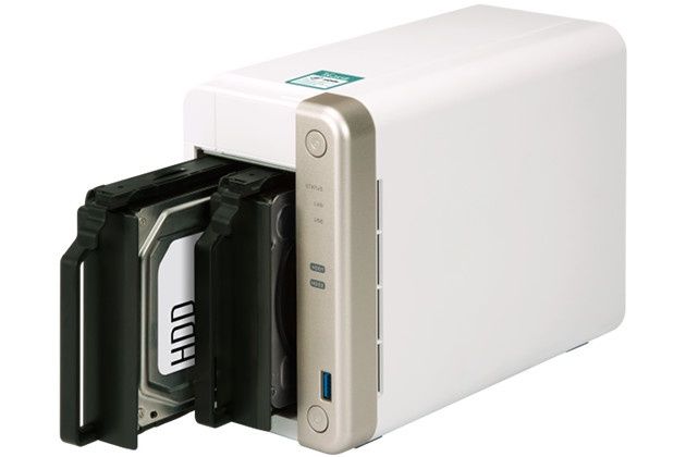 QNAP TS-251B dyski