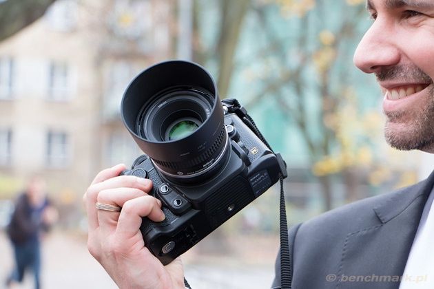 Nikon Df dłoń