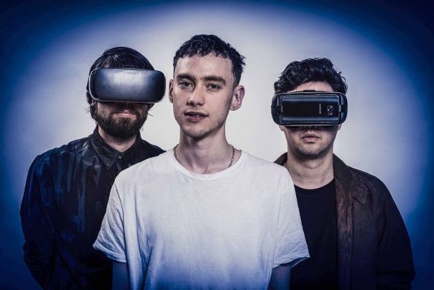 Samsung Years &amp; Years VR zespół