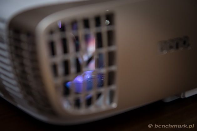 BenQ W2000 wnętrze
