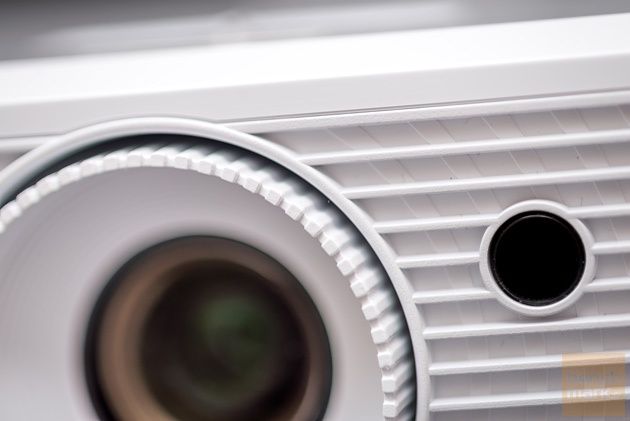Optoma HD27 obiektyw i sensor IR