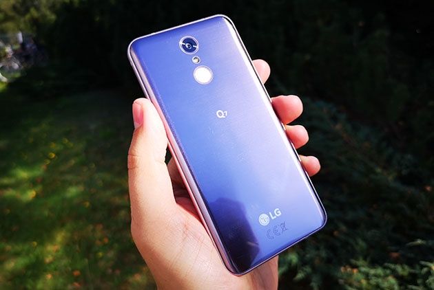 LG Q7 - wodoszczelna obudowa