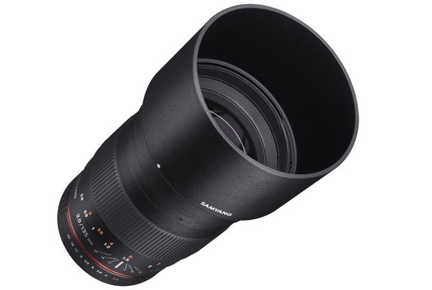 Samyang 135 mm f/2 ED UMC