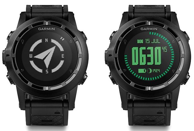 Garmin Tactix zegarek podświetlenie zielone