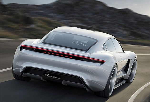 Porsche Mission E tył