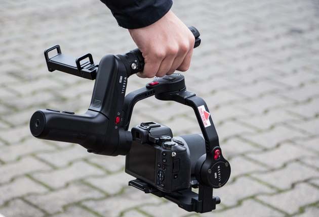 Zhiyun WeeBill Lab - chwyt do perspektywy żabiej