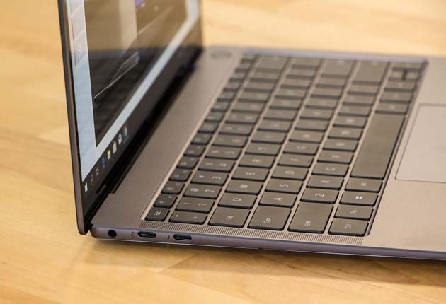 Huawei MateBook X Pro lewy bok