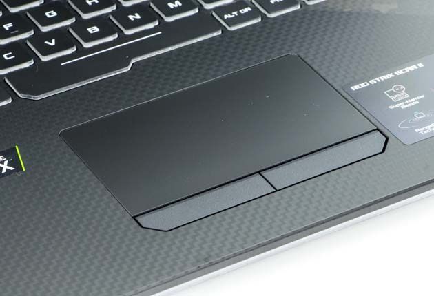 ASUS ROG Strix Scar II (GL704GW-EV002T) touchpad