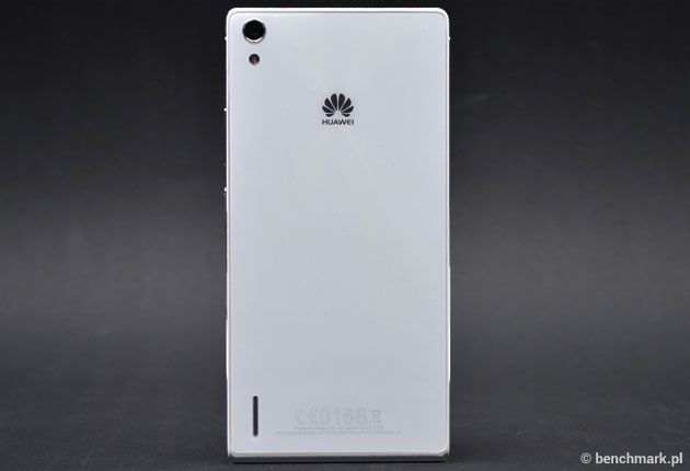 Huawei Ascend P7 - tył
