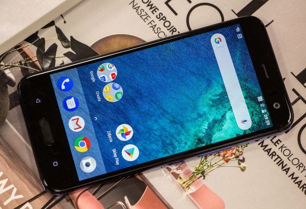 htc u11 life ekran