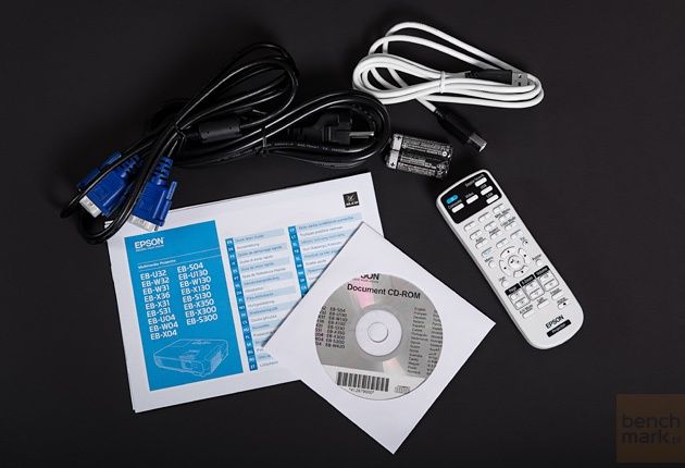 Epson EB-U32 zawartość zestwa