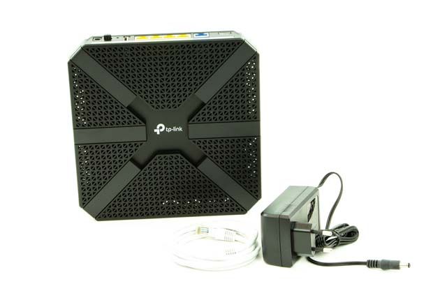 TP-Link Archer C4000 front