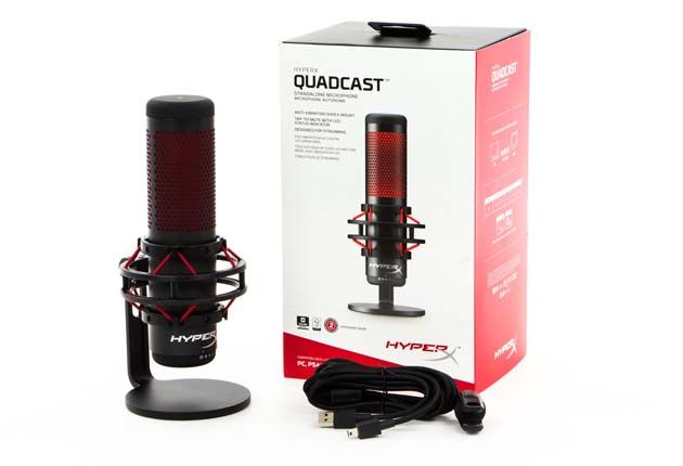HyperX QuadCast obok pudełka