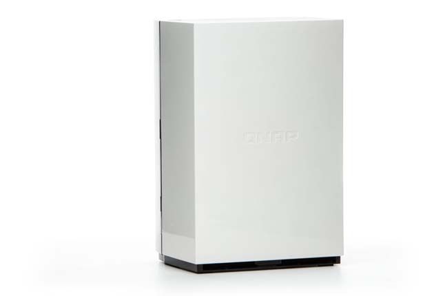 QNAP TS-228A - przód