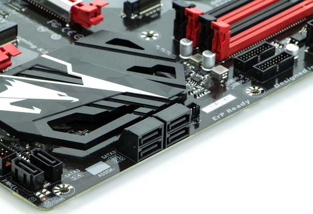 Gigabyte Z370 Aorus Gaming K3 - porty SATA III
