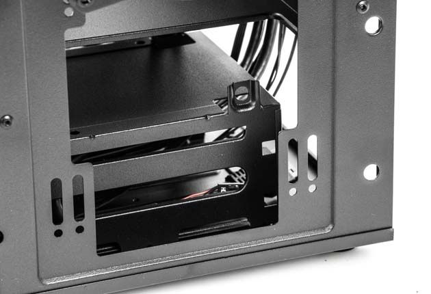 Cooler Master MasterBox NR400