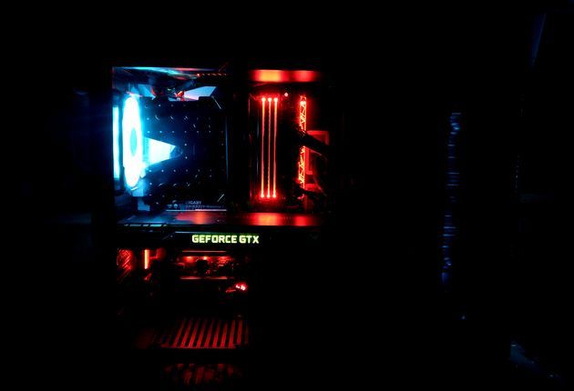 Chieftronic G1 - podświetlenie RGB LED