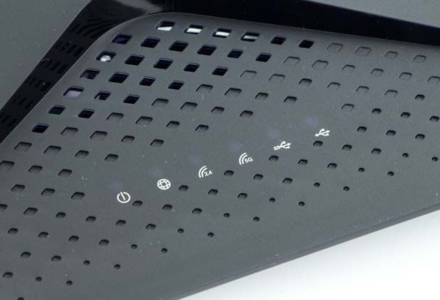 D-Link EXO AC2600 diody statusu