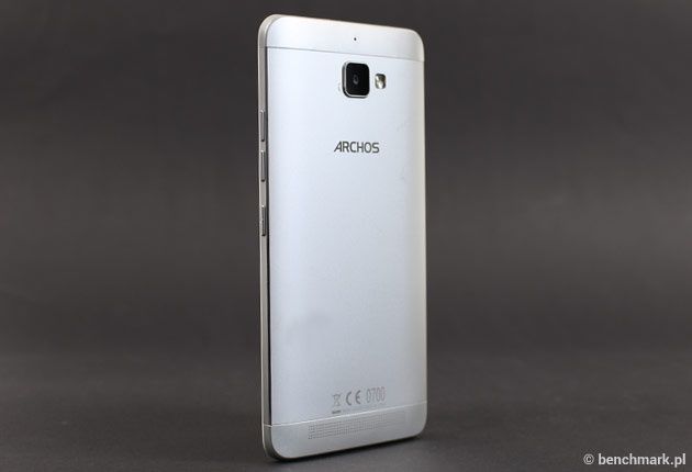 Archos Diamond Plus smartfon