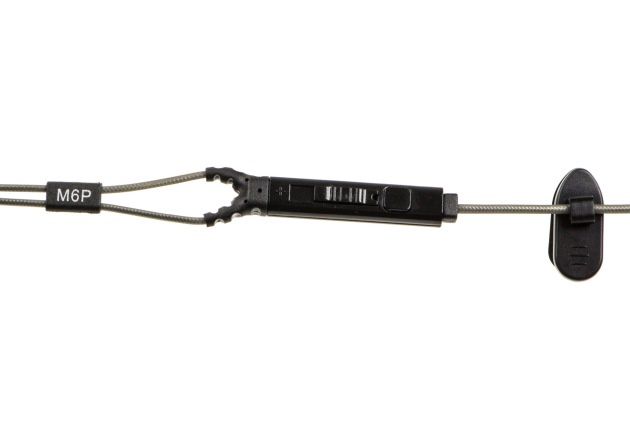MEE audio M6P  pilot