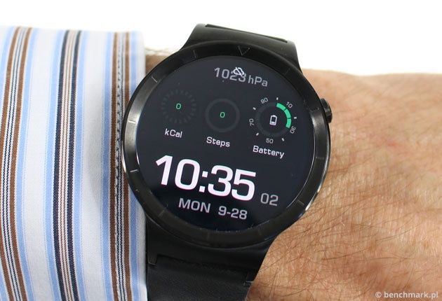 Huawei Watch wyświetlacz