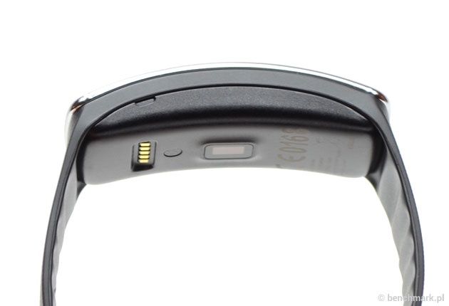 Samsung Gear Fit lewy bok
