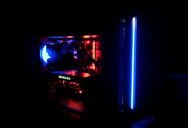 Chieftronic G1 - podświetlenie RGB LED