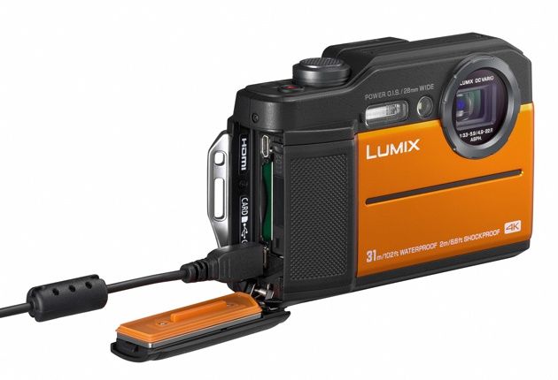 Panasonic Lumix FT7 złącza