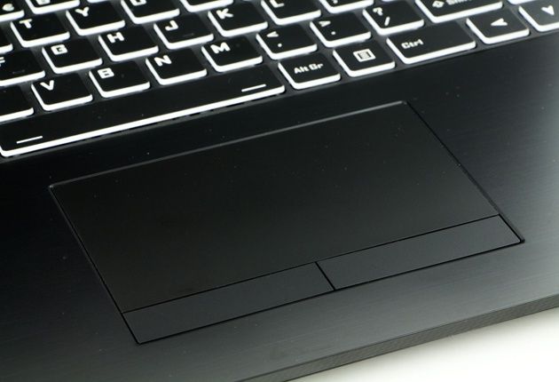 Dream Machines G1660Ti-17PL26 touchpad