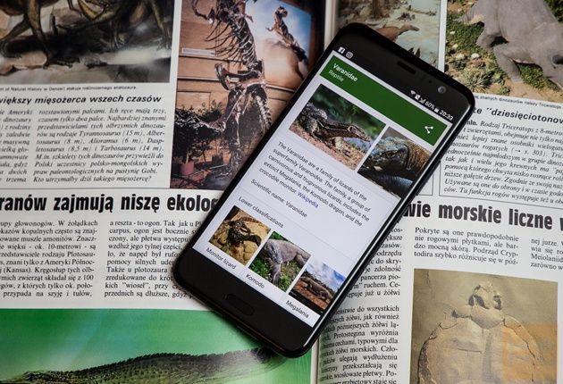 HTC U11 książka, tekst