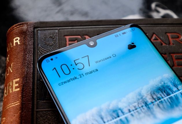 Huawei P30 Pro przedni aparat