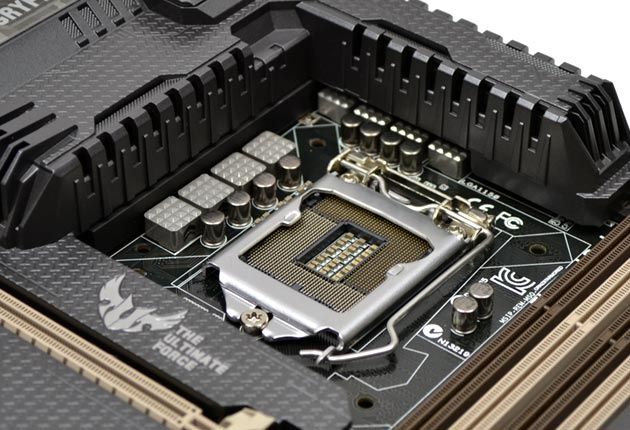 ASUS Gryphon Z97 Armor Edition sekcja zasilania