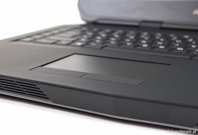 Dell Alienware 17 touchpad