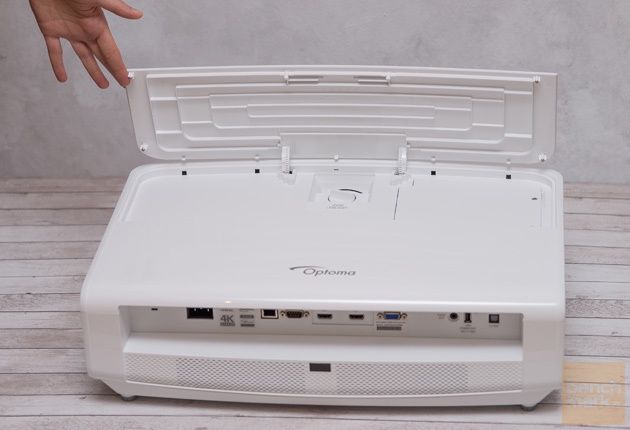 Optoma UHD550X klapa