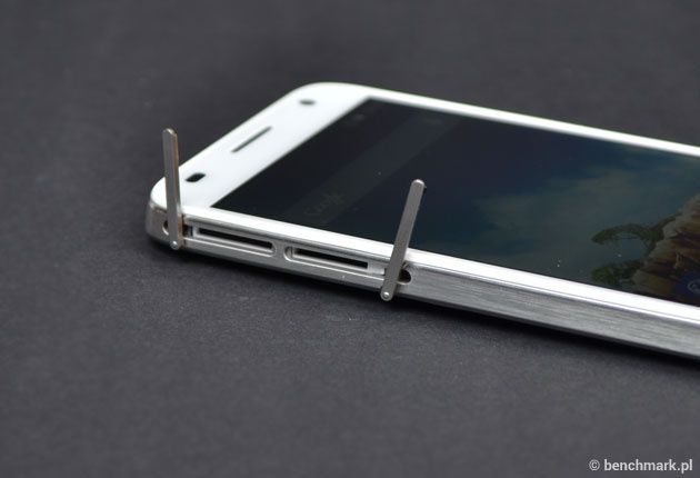 Alcatel OneTouch Idol 2 Mini S - sloty