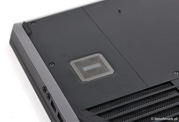 Dell Alienware 17 subwoofer