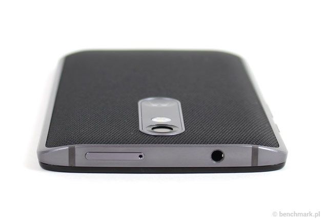 Lenovo Moto X Force - góra