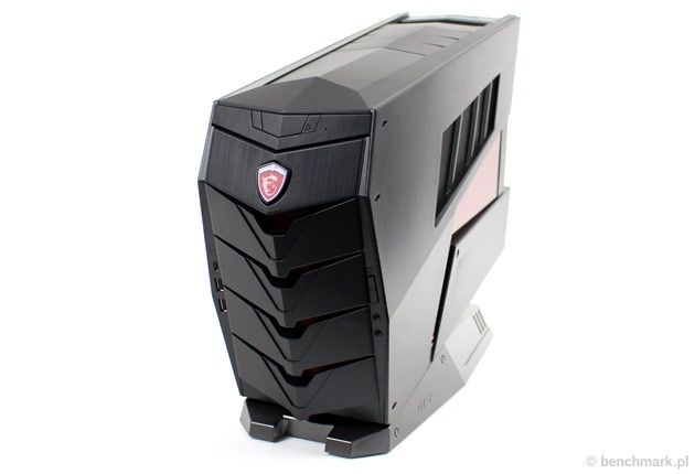 MSI Aegis-002EU złącza przód