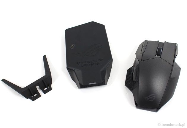 Asus ROG Spatha - podstawka i podkładka ładująca