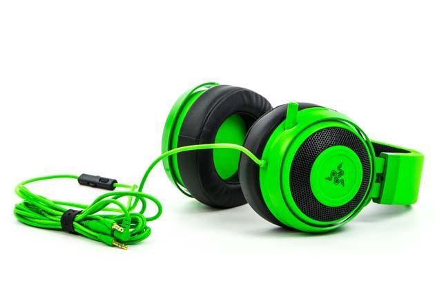 Razer Kraken Pro V2 - słuchawki z kablem i przedłużaczem