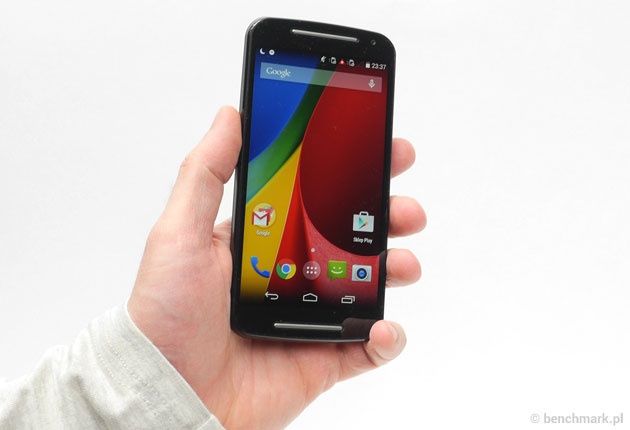 Motorola Moto G (2014) w ręce