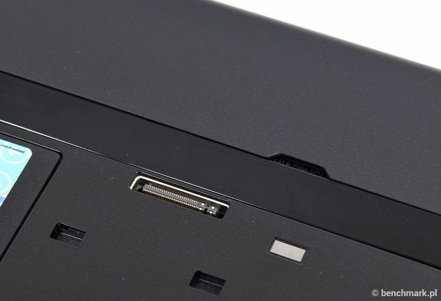 Fujitsu Lifebook S935 złącze stacji dokującej