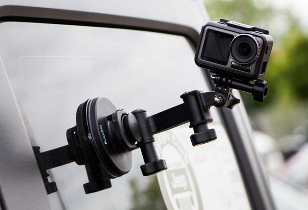 DJI Osmo Action - w uchwycie dedykowanym GoPro
